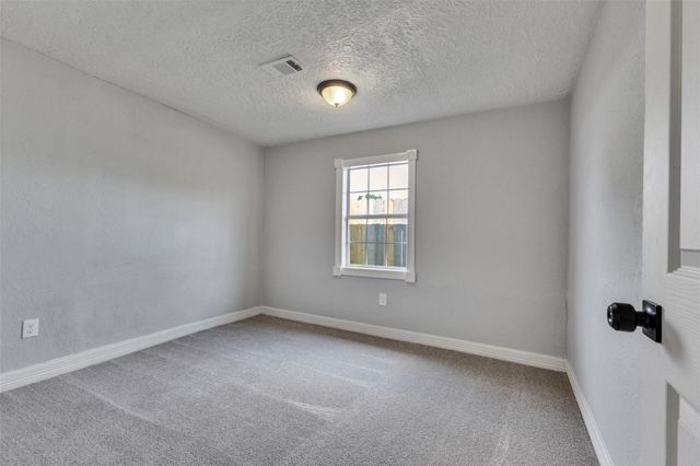 9707 Nedwald Street, Houston, TX 77029