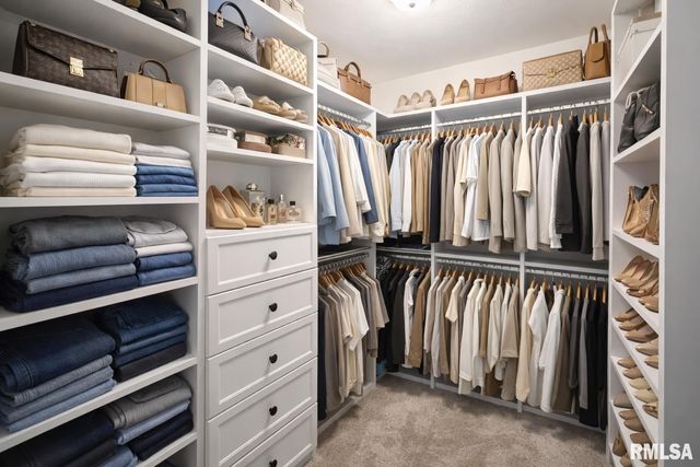 6105 N EAGLE BEND Court, Peoria, IL 61614