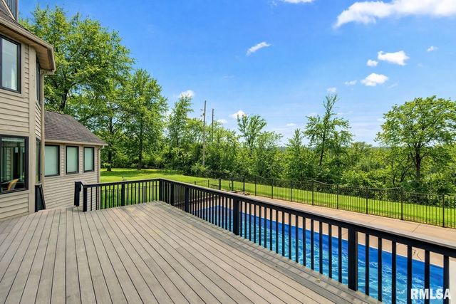 6105 N EAGLE BEND Court, Peoria, IL 61614