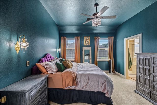 949 Ponte Serra Drive, League City, TX 77573