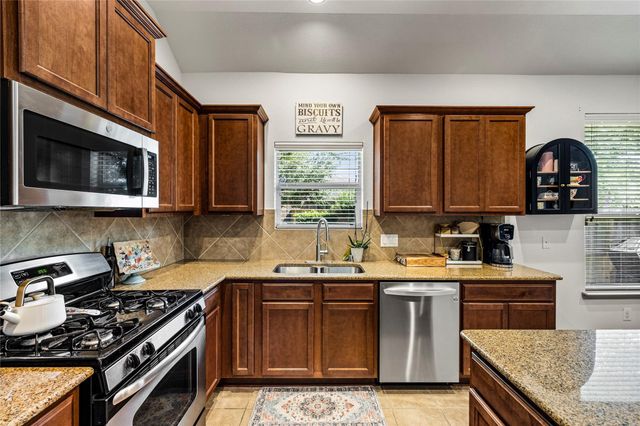 949 Ponte Serra Drive, League City, TX 77573