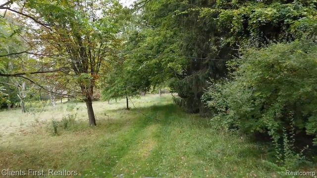 7655 Koppernick Road, Canton, MI 48187