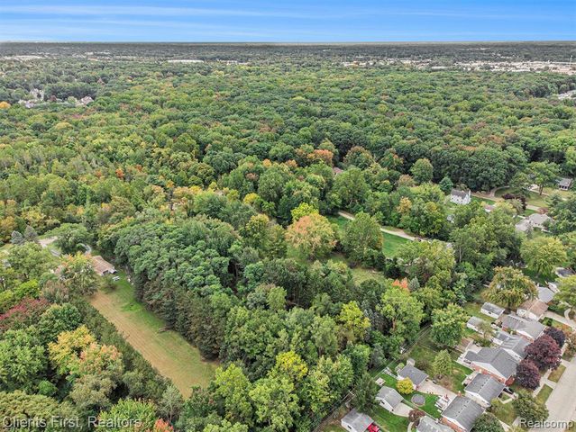 7655 Koppernick Road, Canton, MI 48187