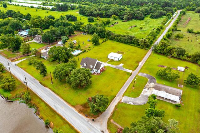 1035 Highway 55, Montegut, LA 70377