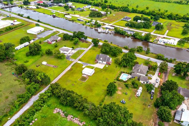 1035 Highway 55, Montegut, LA 70377