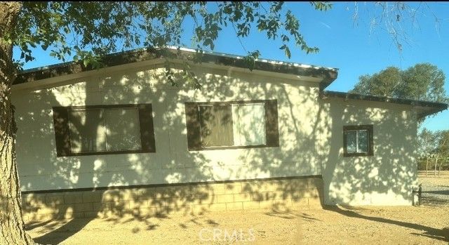 5272 Duncan Road, Phelan, CA 92371