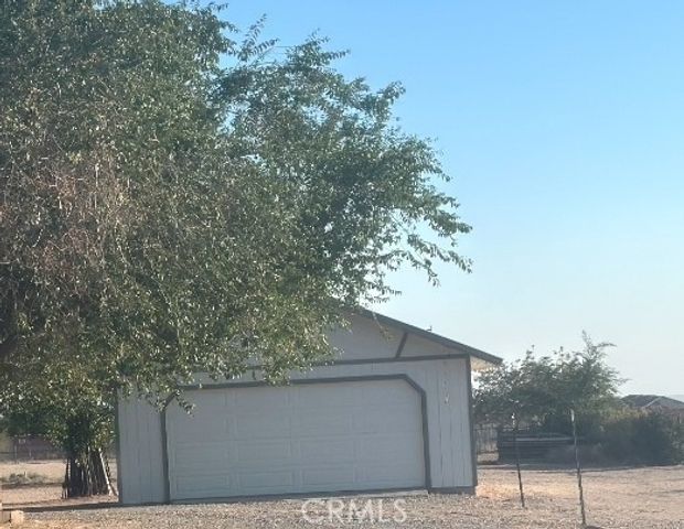 5272 Duncan Road, Phelan, CA 92371