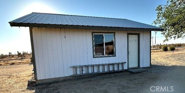 5272 Duncan Road, Phelan, CA 92371