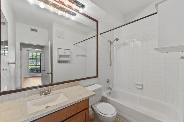 8055 Cambridge Street 21, Houston, TX 77054