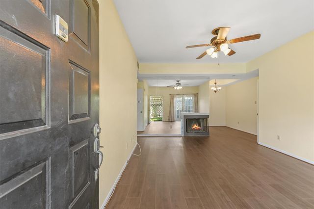 8055 Cambridge Street 21, Houston, TX 77054