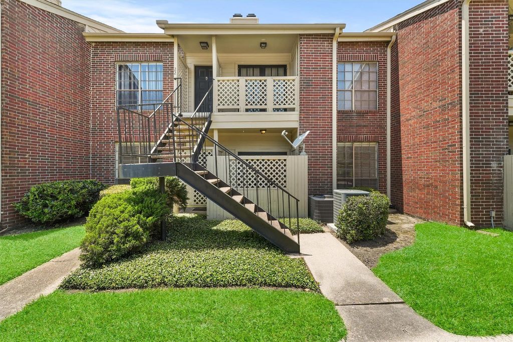 8055 Cambridge Street 21, Houston, TX 77054