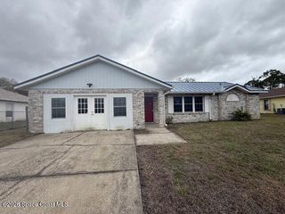 373 Hammock Road SE, Palm Bay, FL 32909