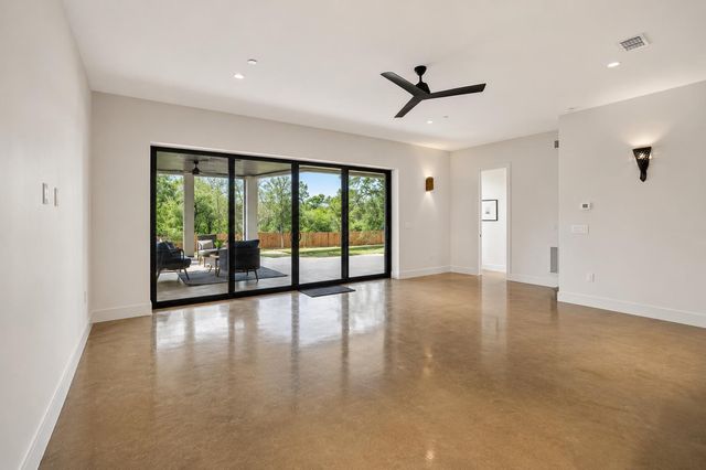 434 Brady LN, West Lake Hills, TX 78746
