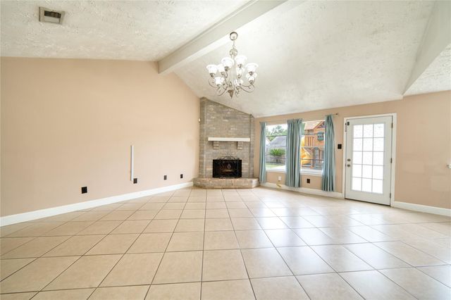 1323 Oakengates Drive, Houston, TX 77015