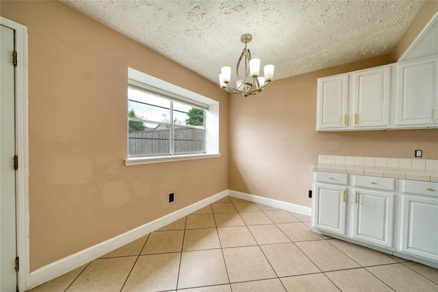 1323 Oakengates Drive, Houston, TX 77015