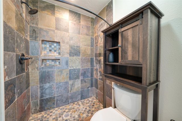 1323 Oakengates Drive, Houston, TX 77015