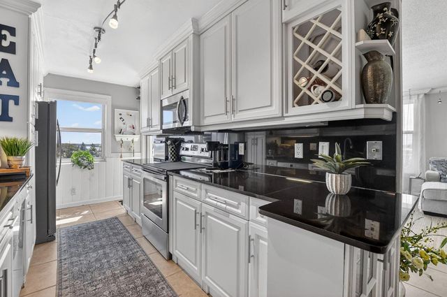 1050 Hillsboro Mile 602w, Hillsboro Beach, FL 33062