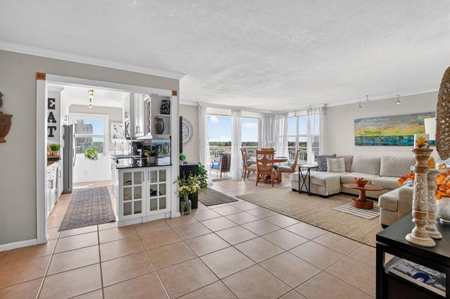 1050 Hillsboro Mile 602w, Hillsboro Beach, FL 33062