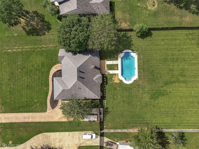 354 Hunters Hollow, Bossier City, LA 71111