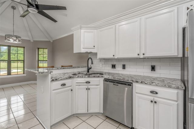 354 Hunters Hollow, Bossier City, LA 71111