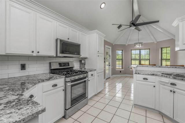 354 Hunters Hollow, Bossier City, LA 71111