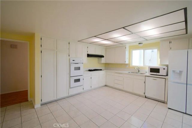 3249 Whiffletree Lane, Torrance, CA 90505