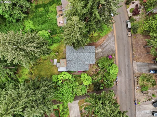 16532 S ARROWHEAD Dr, Oregon City, OR 97045