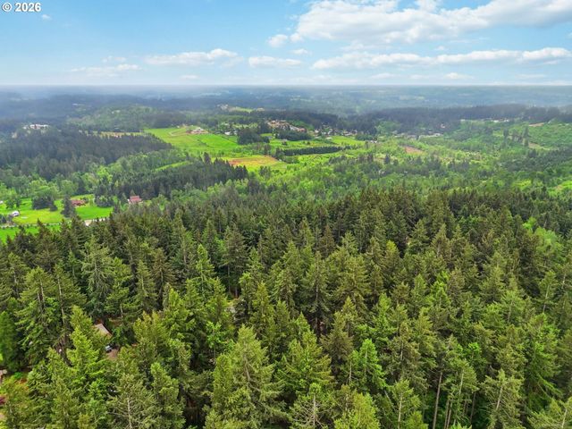 16532 S ARROWHEAD Dr, Oregon City, OR 97045