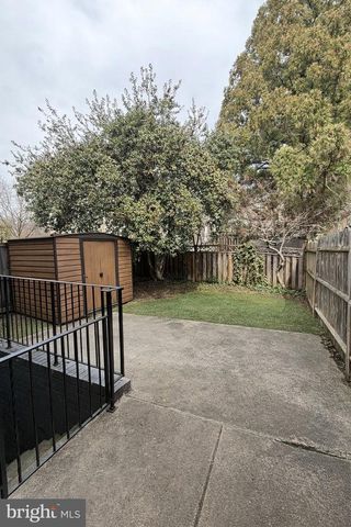 5439 RICHENBACHER AVE, Alexandria, VA 22304