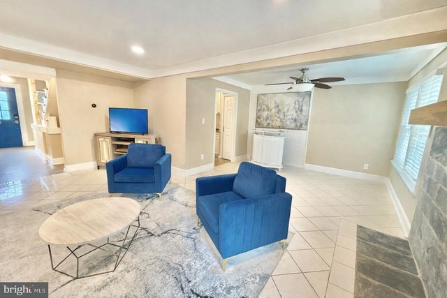 5439 RICHENBACHER AVE, Alexandria, VA 22304