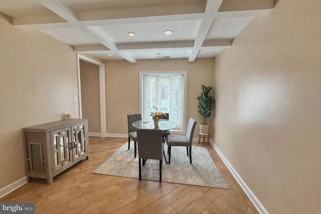 5439 RICHENBACHER AVE, Alexandria, VA 22304