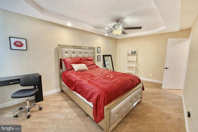 5439 RICHENBACHER AVE, Alexandria, VA 22304