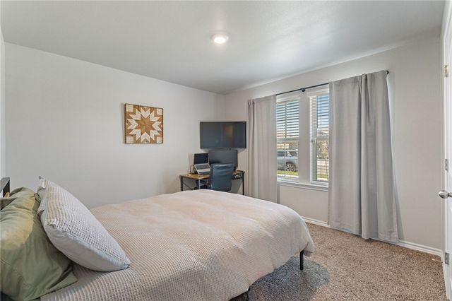 7325 Tristan Dr, Corpus Christi, TX 78414