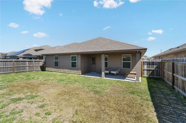 7325 Tristan Dr, Corpus Christi, TX 78414