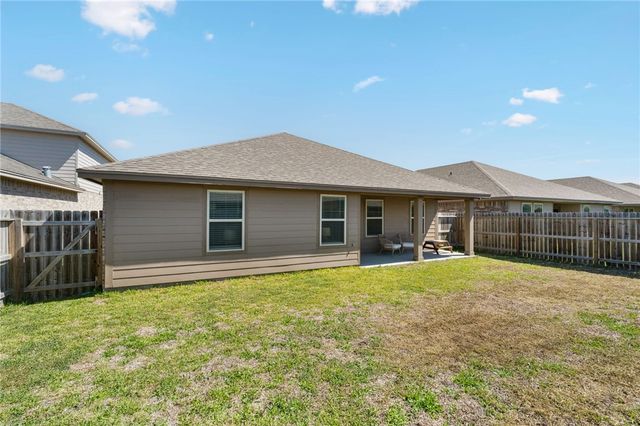7325 Tristan Dr, Corpus Christi, TX 78414
