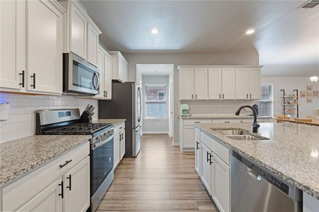 7325 Tristan Dr, Corpus Christi, TX 78414