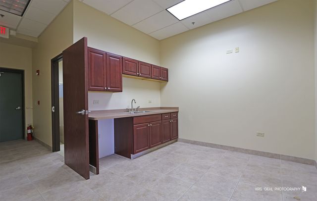 850 Tower Drive 103, Lake Villa, IL 60046