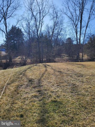 26 COLCHESTER COURT, Bunker Hill, WV 25413