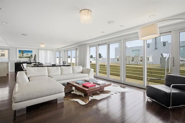 1250 Ocean Drive PH1, Miami Beach, FL 33139