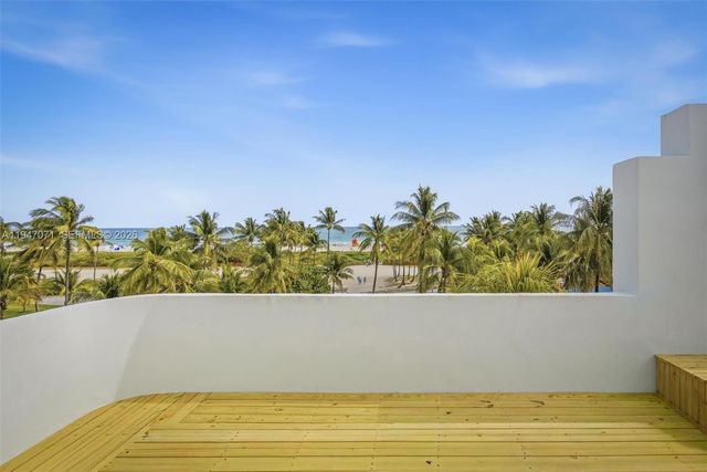 1250 Ocean Drive PH1, Miami Beach, FL 33139