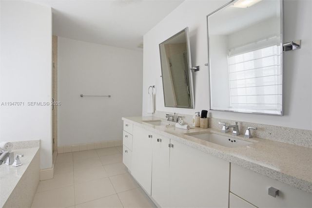 1250 Ocean Drive PH1, Miami Beach, FL 33139