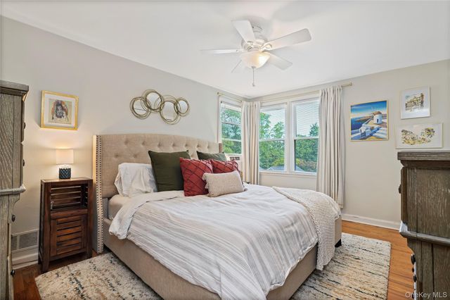 61 Ridgewood Drive, Pleasantville, NY 10570