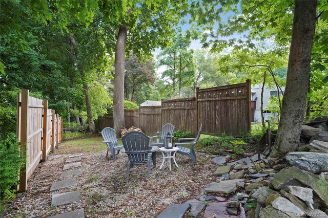 61 Ridgewood Drive, Pleasantville, NY 10570