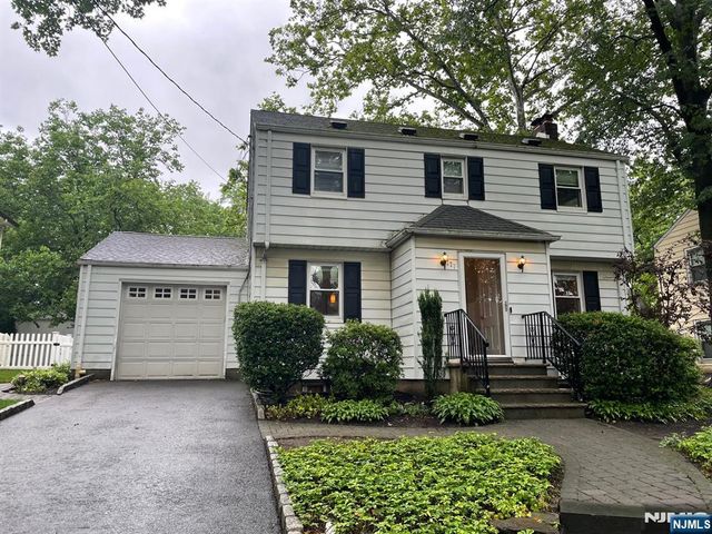 771 Stelton Street, Teaneck, NJ 07666