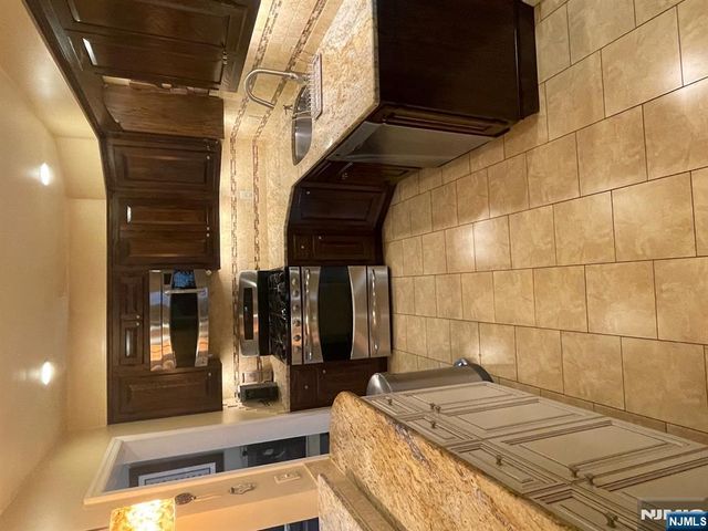 771 Stelton Street, Teaneck, NJ 07666