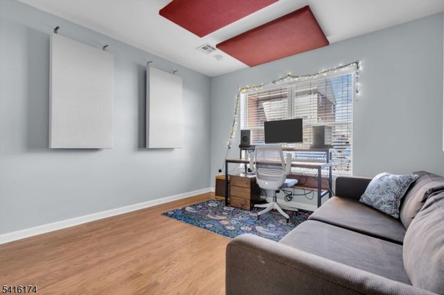 901 Stuyvesant Ave, Unit 102, Union Twp., NJ 07083