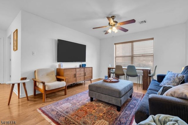 901 Stuyvesant Ave, Unit 102, Union Twp., NJ 07083