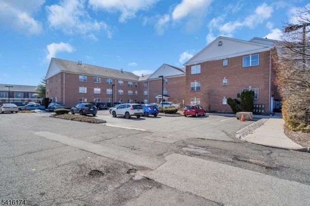 901 Stuyvesant Ave, Unit 102, Union Twp., NJ 07083