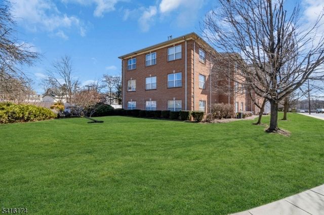 901 Stuyvesant Ave, Unit 102, Union Twp., NJ 07083