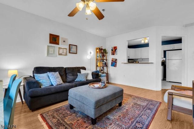 901 Stuyvesant Ave, Unit 102, Union Twp., NJ 07083